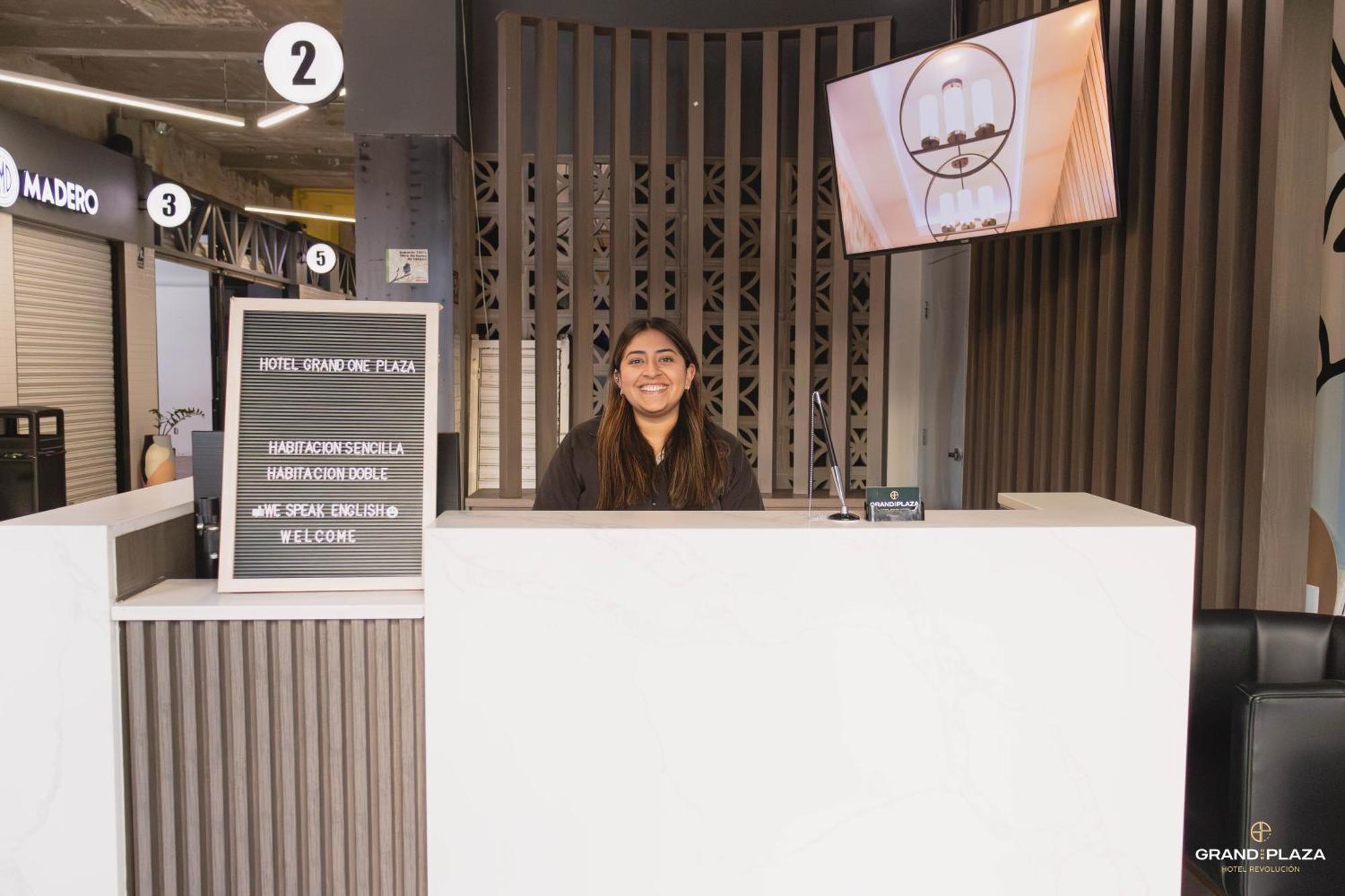 Hotel Grand One Plaza Tijuana Eksteriør bilde