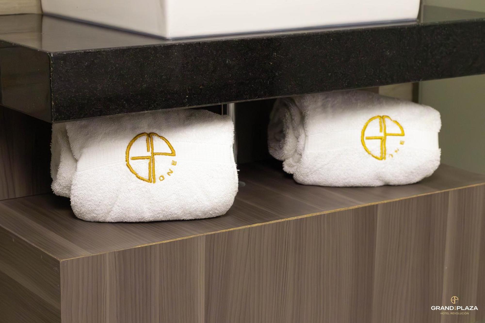 Hotel Grand One Plaza Tijuana Eksteriør bilde