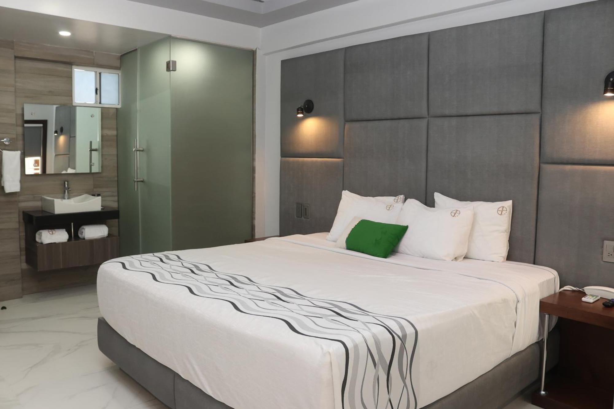 Hotel Grand One Plaza Tijuana Eksteriør bilde